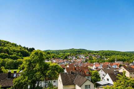 Haus Eppstein-Ehlhalten Ehlhalten - 7 Zimmer, 178 m&sup2;, 595.000&euro; | Angebot:26479449