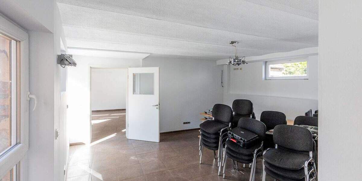 Gewerbeobjekt Bischofsheim - 5 Zimmer, 4.260&euro; | Angebot:25796148