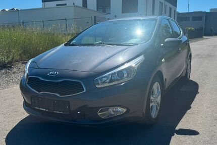 Kia ceed / Ceed 69.000 km 9.900 &euro; Friedrichsdorf 61381