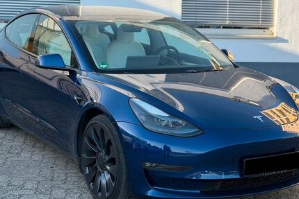 Tesla Model 3 43.000 km 31.999 &euro; Langen (Hessen) 63225