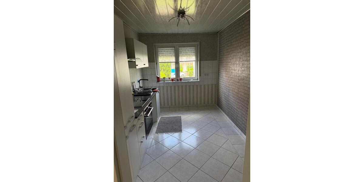 Reihenhaus Langen (Hessen) - 9 Zimmer, 234 m&sup2;, 830.000&euro; | Angebot:27073272