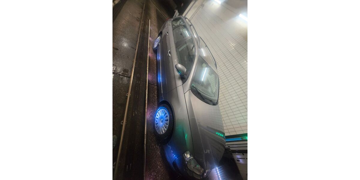 VW Passat 300.000 km 2.800 &euro; Frankfurt am Main 60596