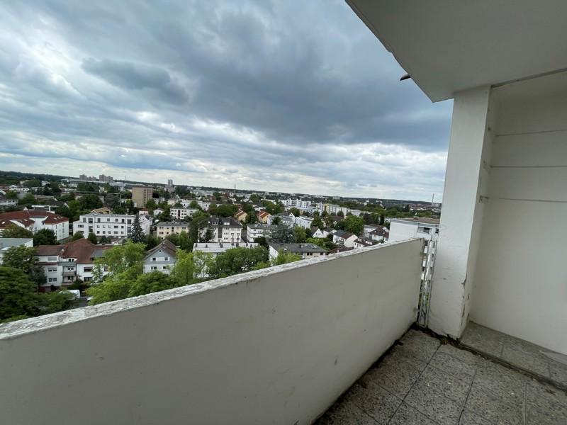 Gut geschnittene 2-Zimmerwohnung mit Balkon zimmer