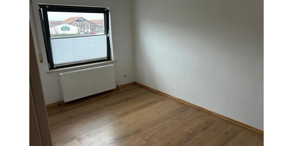 Etagenwohnung Ginsheim-Gustavsburg Gustavsburg - 4 Zimmer, 94 m&sup2;, 1.200&euro; | Angebot:25435470