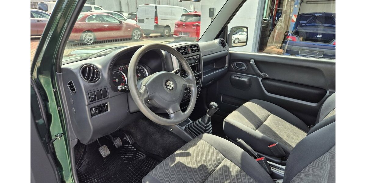 Suzuki Jimny 4x4, 1. Hand 64.312 km 14.890 &euro; Rodgau 63110