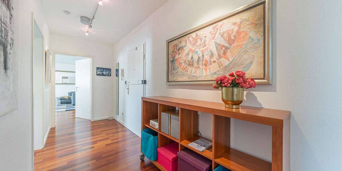 Etagenwohnung Frankfurt am Main Nordend-West - 2 Zimmer, 72 m&sup2;, 1.800&euro; | Angebot:26410209