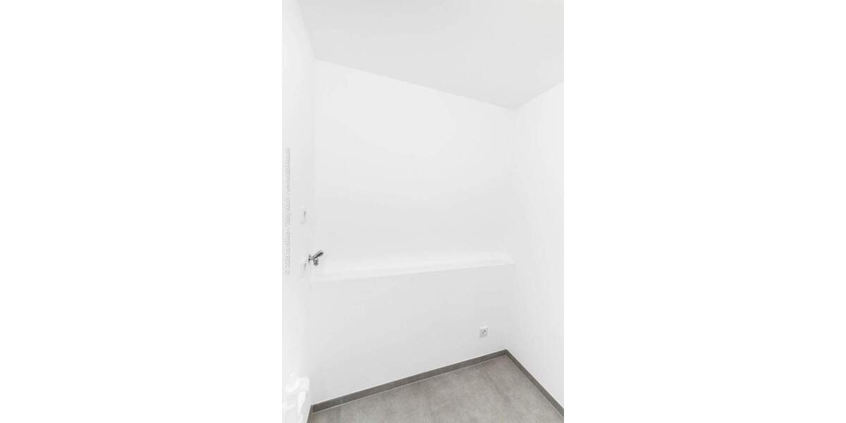 Etagenwohnung Neu-Isenburg Isenburg - 2 Zimmer, 109 m&sup2;, 1.300&euro; | Angebot:25631712
