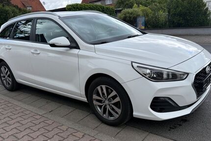 Hyundai i30 210.885 km 7.290 &euro; Rodgau 63110