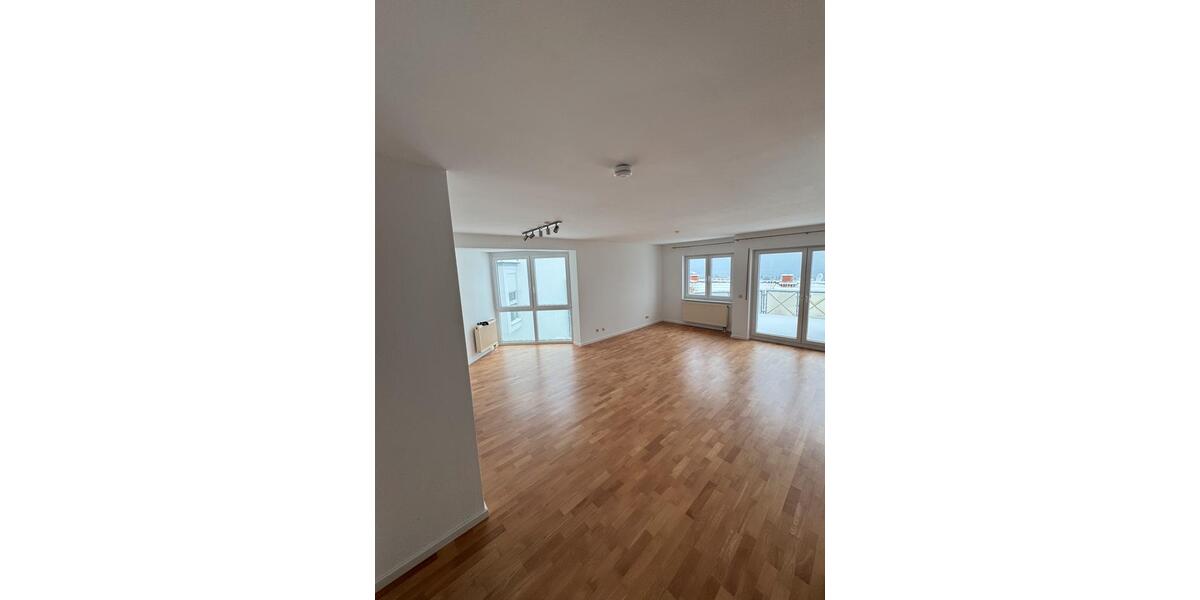 Reihenhaus Glashütten - 5 Zimmer, 166 m&sup2;, 1.950&euro; | Angebot:25285359
