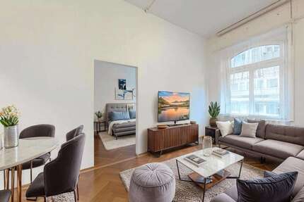 Wohnung zum Kaufen in Frankfurt am Main 340.000 € 87 m² 4 zimmer