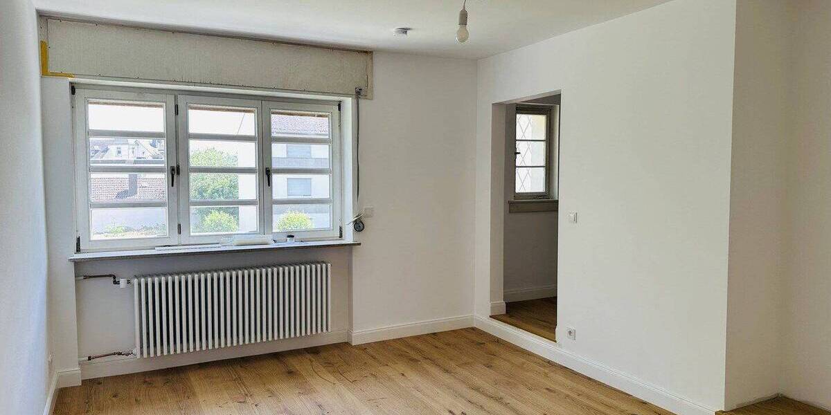 Etagenwohnung Bad Homburg Kirdorf - 5 Zimmer, 140 m&sup2;, 2.600&euro; | Angebot:26838205