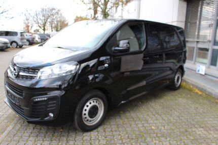 Opel Vivaro 78.000 km 26.490 &euro; Rüsselsheim 65428