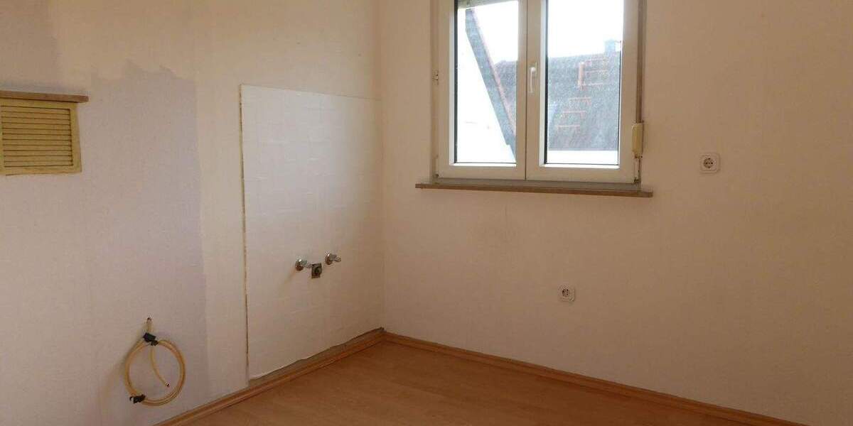 Einfamilienhaus Griesheim - 1 Zimmer, 120 m&sup2;, 560.000&euro; | Angebot:25745323