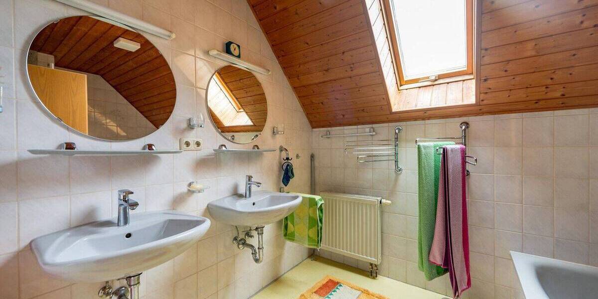 Einfamilienhaus Bad Homburg Ober-Erlenbach - 4 Zimmer, 139 m&sup2;, 639.000&euro; | Angebot:26349425