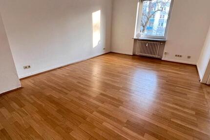 Wohnung Frankfurt am Main Ostend - 20 Zimmer, 80 m&sup2;, 900&euro; | Angebot:26362136