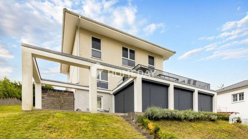 Exklusives Einfamilienhaus in ruhiger Lage mit tollem Ausblick - Stilvoll, modern und bezugsfertig