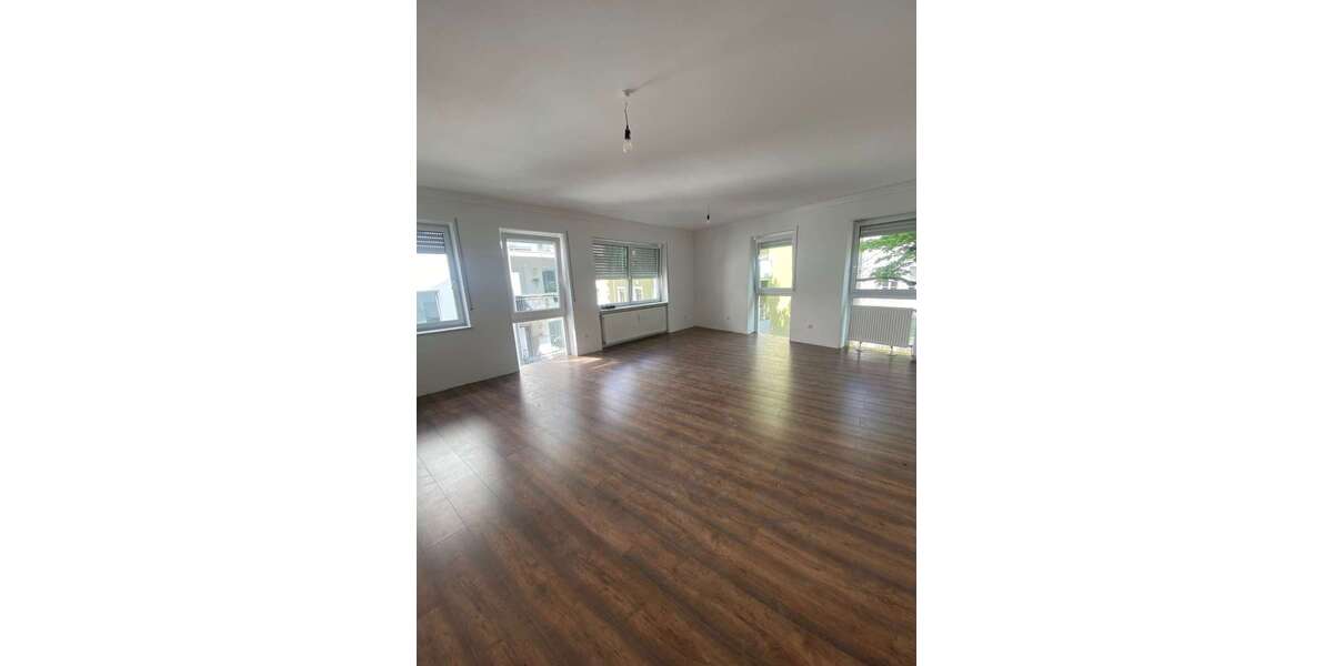 Etagenwohnung Offenbach am Main Hafen - 3 Zimmer, 83 m&sup2;, 323.000&euro; | Angebot:26826943