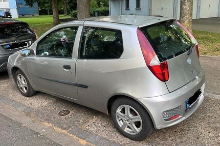 Fiat Punto 126.780 km 2.950 &euro; Frankfurt 65931