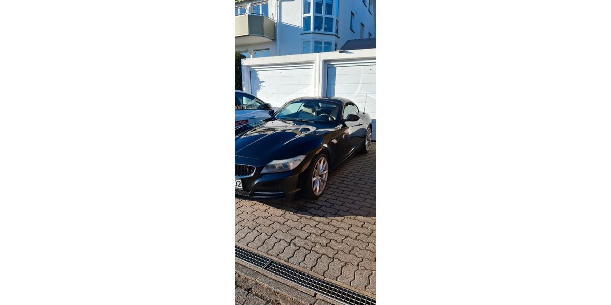BMW Z4 320.000 km 8.900 &euro; Langenselbold 63505