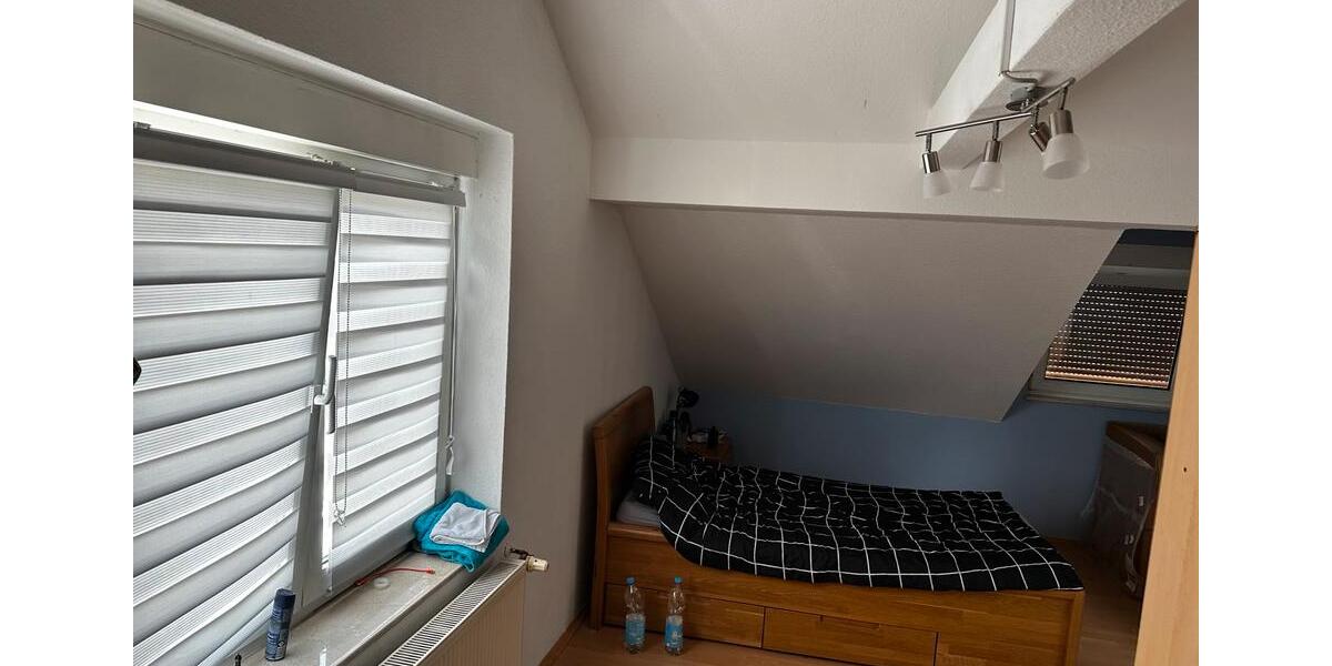 Dachgeschoßwohnung Nidderau - 2 Zimmer, 65 m&sup2;, 890&euro; | Angebot:26396330