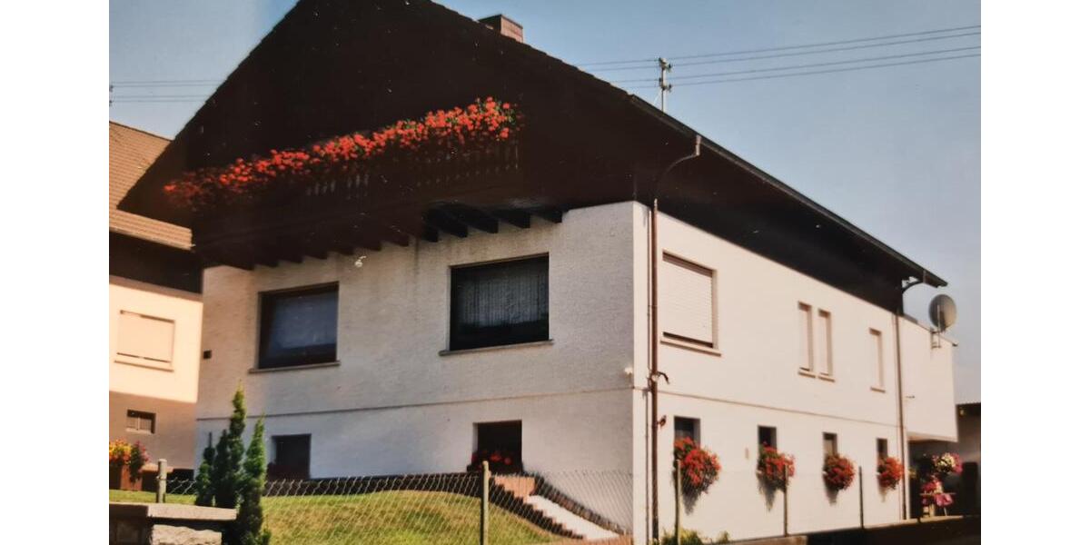 Zweifamilien-Haus, nähe Frankfurt – POVISIONSFREI 13 zimmer