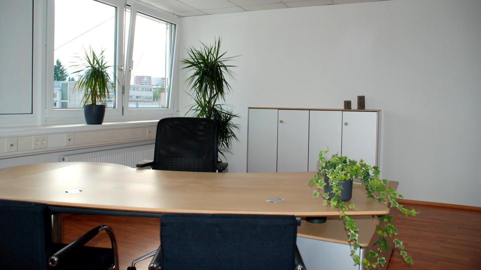 Gewerbeobjekt Steinbach (Taunus) - 499&euro; | Angebot:26416519