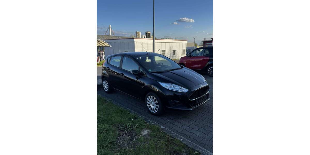 Ford Fiesta 193.000 km 3.600 &euro; frankfurt 60437