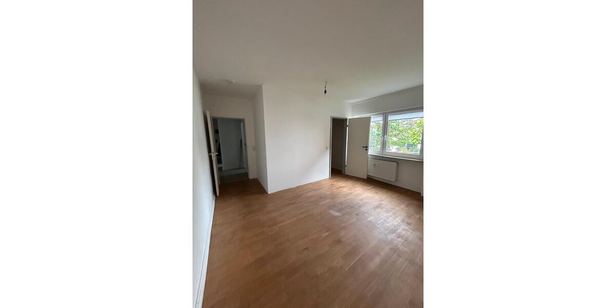Erdgeschoßwohnung Frankfurt am Main Oberrad - 3 Zimmer, 92 m&sup2;, 410.000&euro; | Angebot:26943654