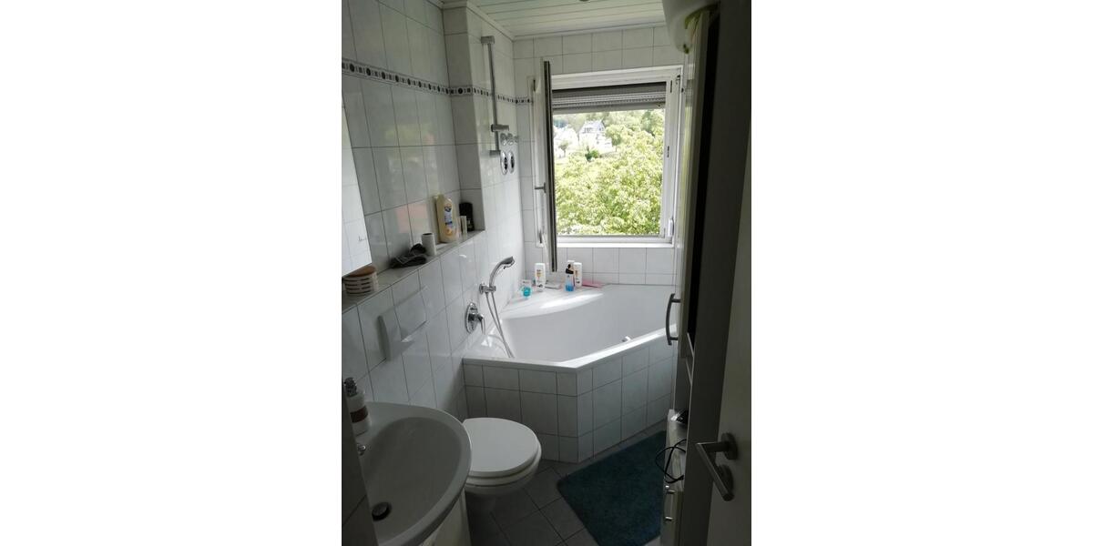 Etagenwohnung Schmitten im Taunus - 3 Zimmer, 80 m&sup2;, 800&euro; | Angebot:26406744