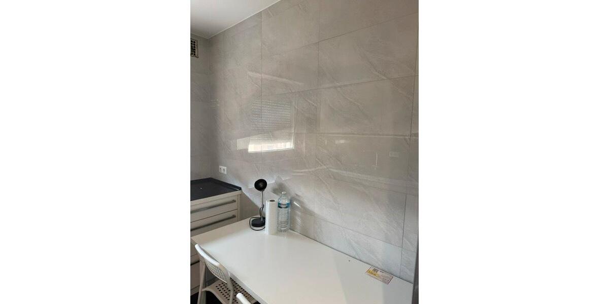 Etagenwohnung Frankfurt am Main Schwanheim - 3 Zimmer, 70 m&sup2;, 1.800&euro; | Angebot:26620828