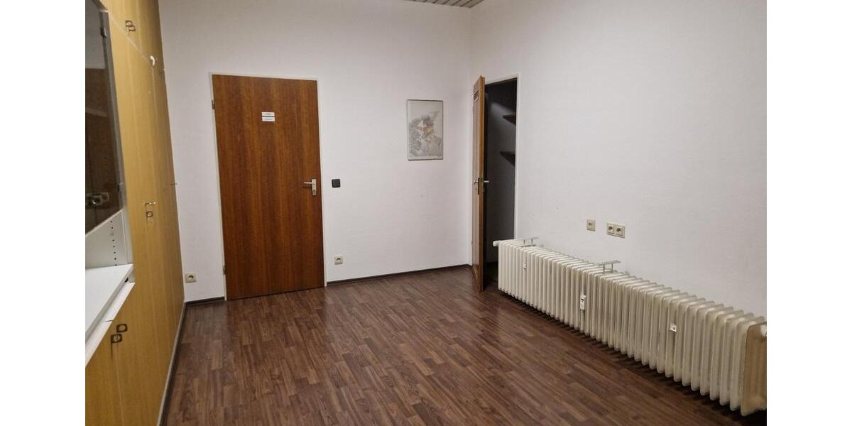 Gewerbeobjekt Frankfurt am Main Unterliederbach - 800&euro; | Angebot:25424046