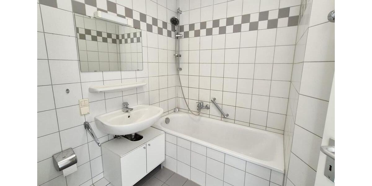 Dachgeschoßwohnung Dreieich - 2 Zimmer, 40 m&sup2;, 520&euro; | Angebot:25574970