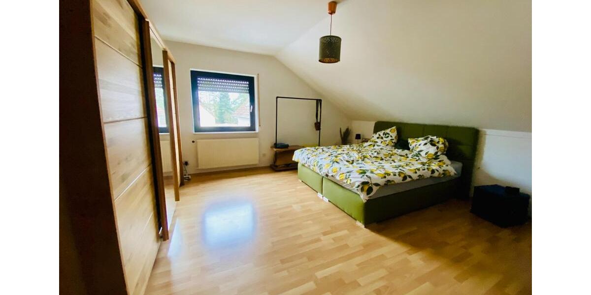 Dachgeschoßwohnung Mühlheim am Main - 3 Zimmer, 97 m&sup2;, 1.000&euro; | Angebot:25720509