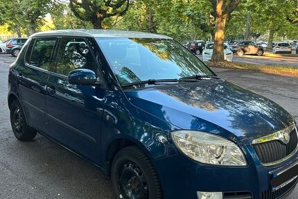 Skoda Fabia 182.000 km 2.100 &euro; Frankfurt am Main 60320