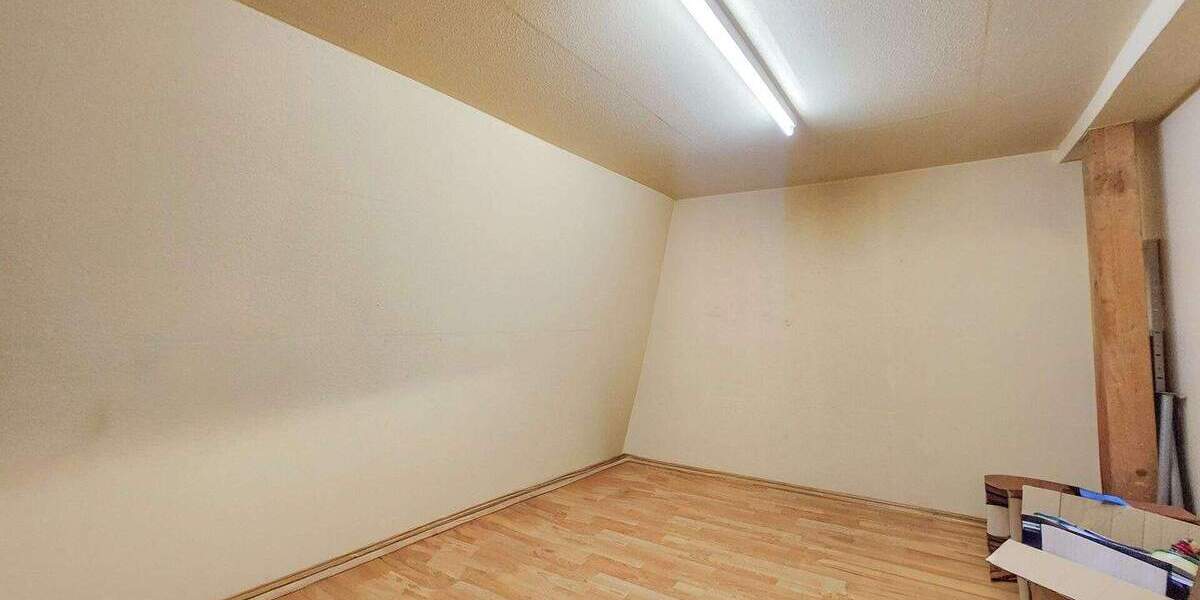 Einfamilienhaus Offenbach Bürgel - 8 Zimmer, 173 m&sup2;, 495.000&euro; | Angebot:25703492