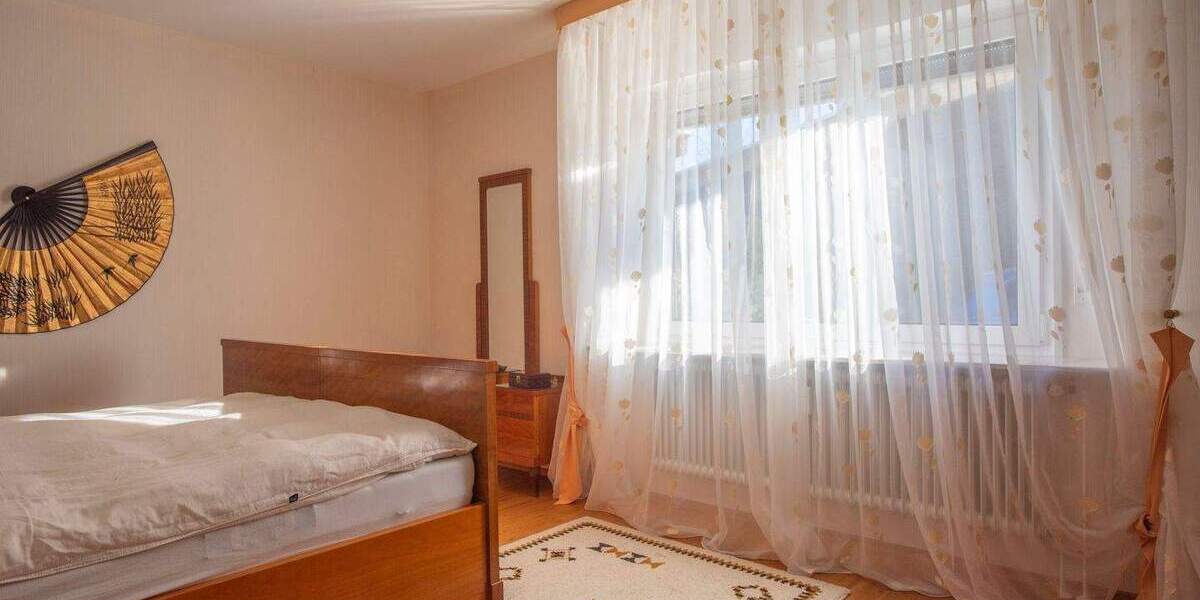 Etagenwohnung Nidderau Ostheim - 4 Zimmer, 156 m&sup2;, 485.000&euro; | Angebot:24781018