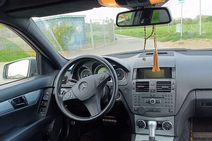 Mercedes-Benz C 250 319.000 km 3.800 &euro; Karben 61184