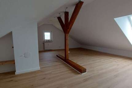Wohnung Liederbach - 3 Zimmer, 80 m&sup2;, 1.125&euro; | Angebot:27459948