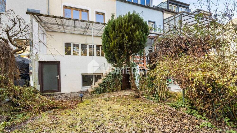 Reihenmittelhaus Frankfurt am Main Ginnheim - 8 Zimmer, 118 m&sup2;, 695.000&euro; | Angebot:24825379