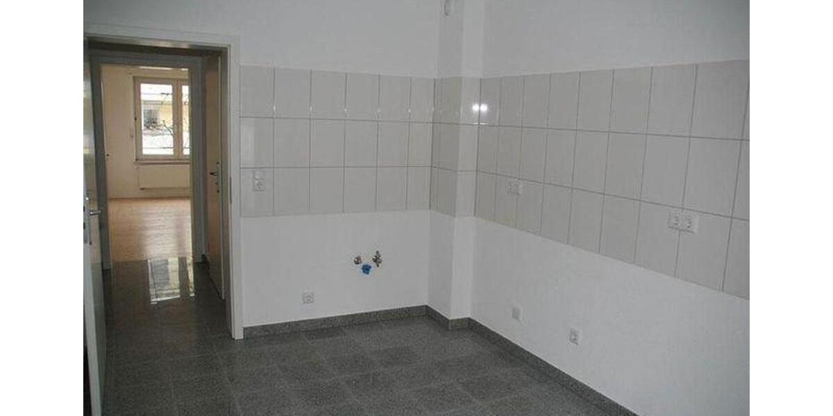 Sehr helle 2-Zimmer-Wohnung mit Küche und Balkon 2 zimmer