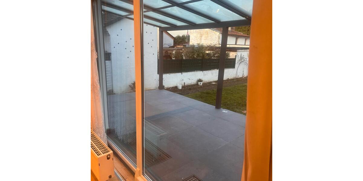3,5 Zimmer Wohnung 2 Etagen mit Balkon, Terrasse, Garten 3.5 zimmer