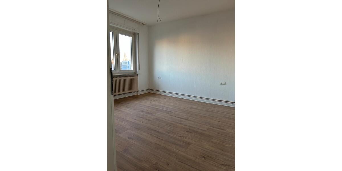 3 Zimmer Wohnung frisch saniert 3 zimmer
