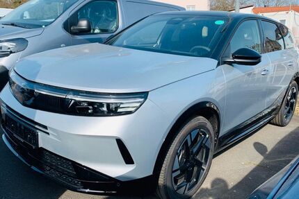 Opel Grandland (X) 4.500 km 50.799 &euro; Bad Vilbel 61118
