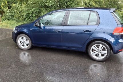 VW Golf 201.000 km 5.899 &euro; Schwalbach 65824