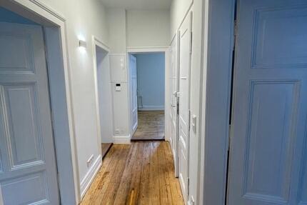 Wohnung Frankfurt am Main Nord-West - 19 Zimmer, 395 m&sup2;, 2.300.000&euro; | Angebot:25099725