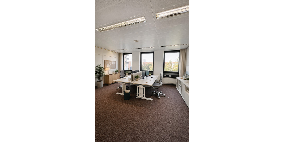 Leerstehendes Gewerbeobjekt in Dietzenbach - vielseitig nutzbar als Büro, Klinik oder Pflegeheim 6 zimmer