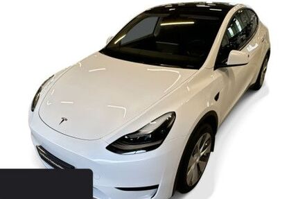 Tesla Model Y 29.464 km 33.600 &euro; Hanau 63457