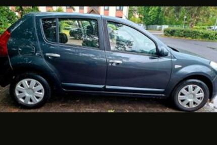 Dacia Sandero 205.000 km 1.000 &euro; Frankfurt am Main 60594