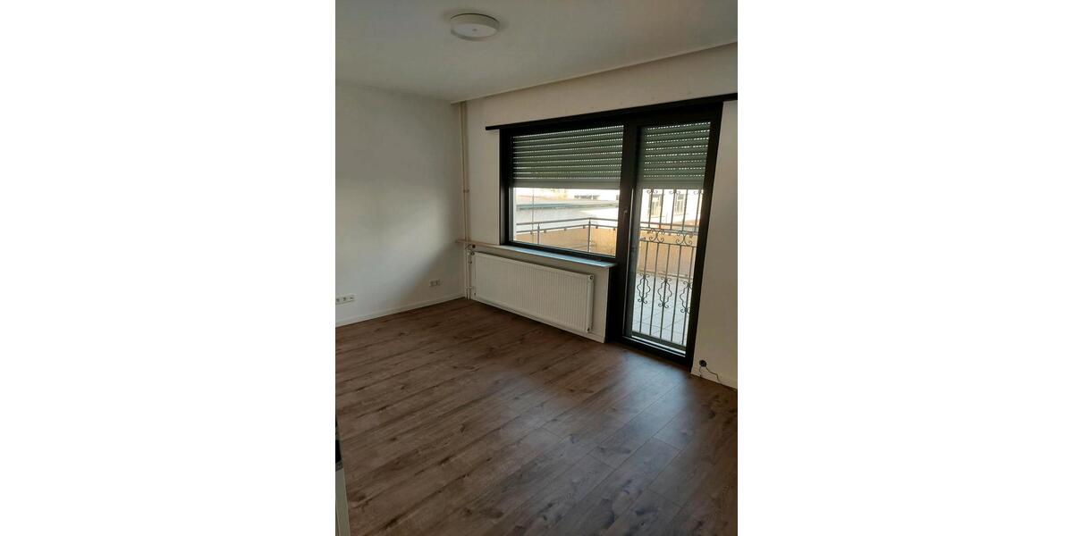 Erdgeschoßwohnung Mühlheim am Main - 3 Zimmer, 91 m&sup2;, 1.250&euro; | Angebot:25640910