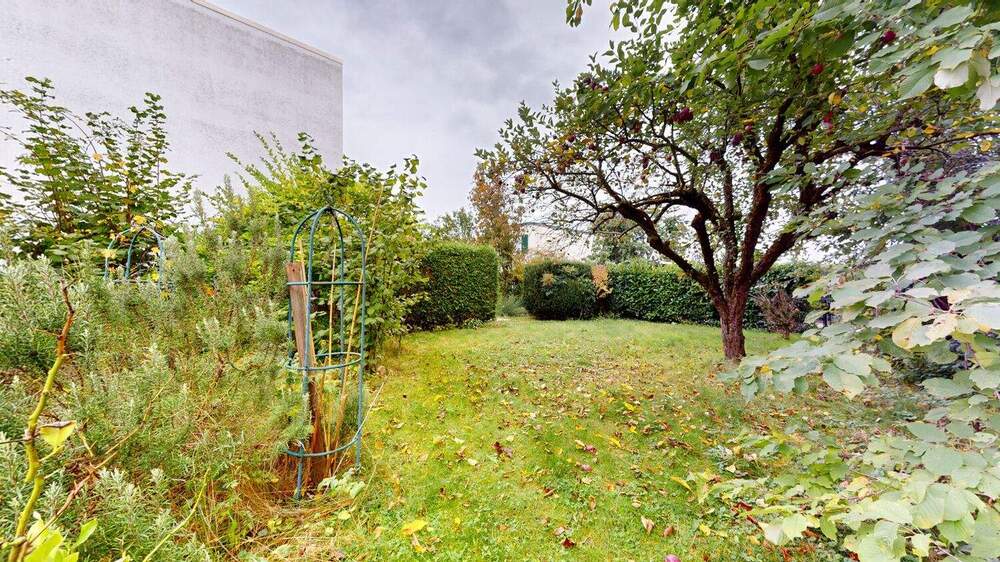 Reihenmittelhaus Frankfurt am Main Niederursel - 4 Zimmer, 125 m&sup2;, 650.000&euro; | Angebot:25815007
